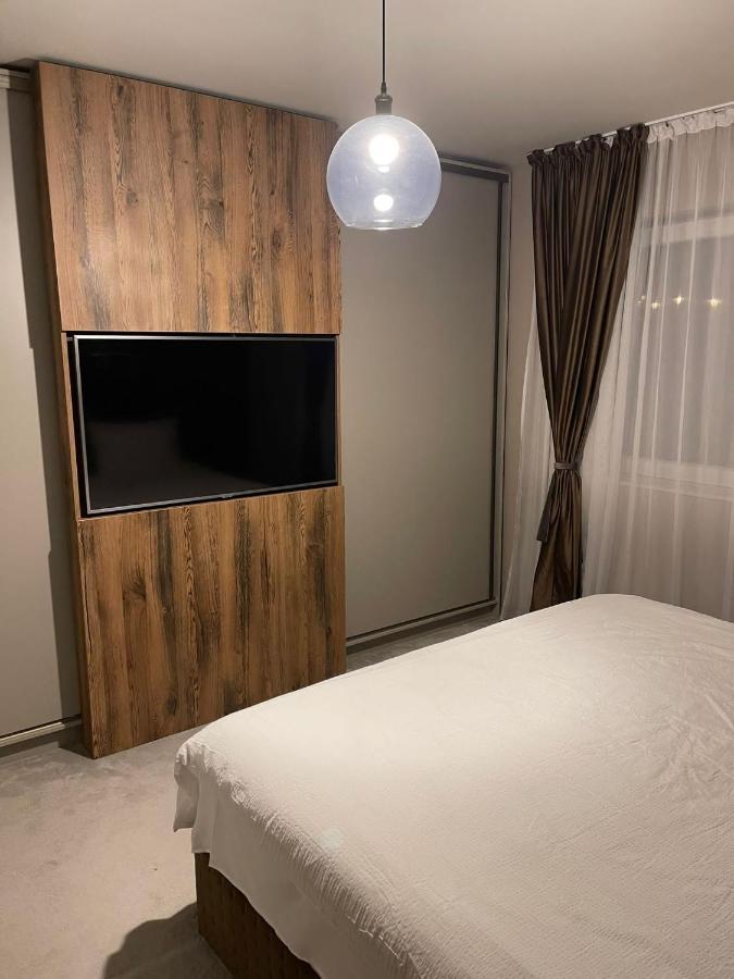 Апартаменты Gavas Jacuzzi & Panoramic View Клуж-Напока Экстерьер фото